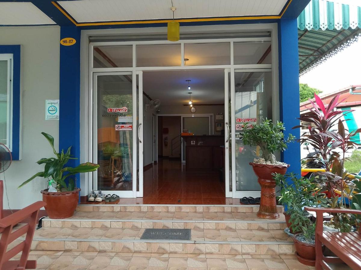 Phatra Hostel Thongsala Exterior foto